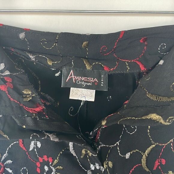 Embroidered Black Vintage Late 90’s Pants - Picture 6 of 6